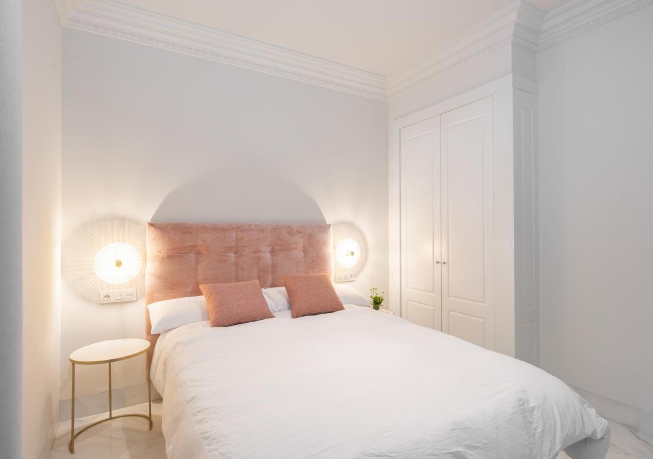 Apartamentos Pinar Malaga Centro الغرفة الصورة