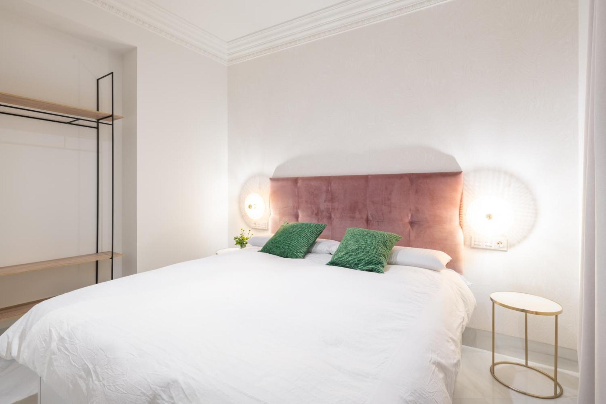 Apartamentos Pinar Malaga Centro الغرفة الصورة