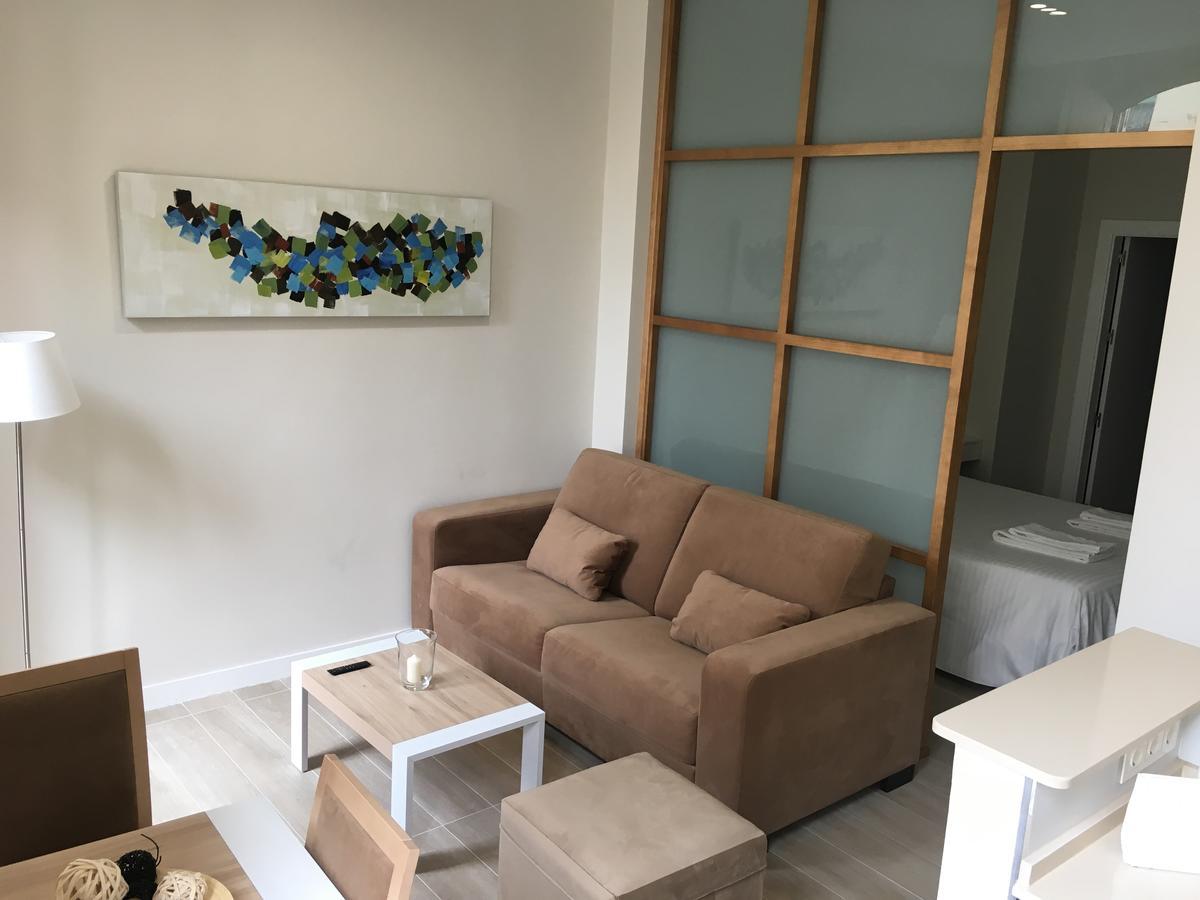Apartamentos Pinar Malaga Centro المظهر الخارجي الصورة