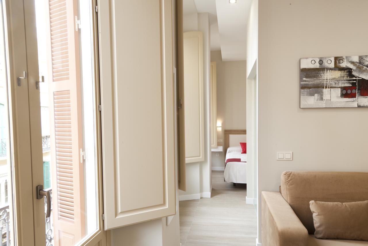 Apartamentos Pinar Malaga Centro المظهر الخارجي الصورة