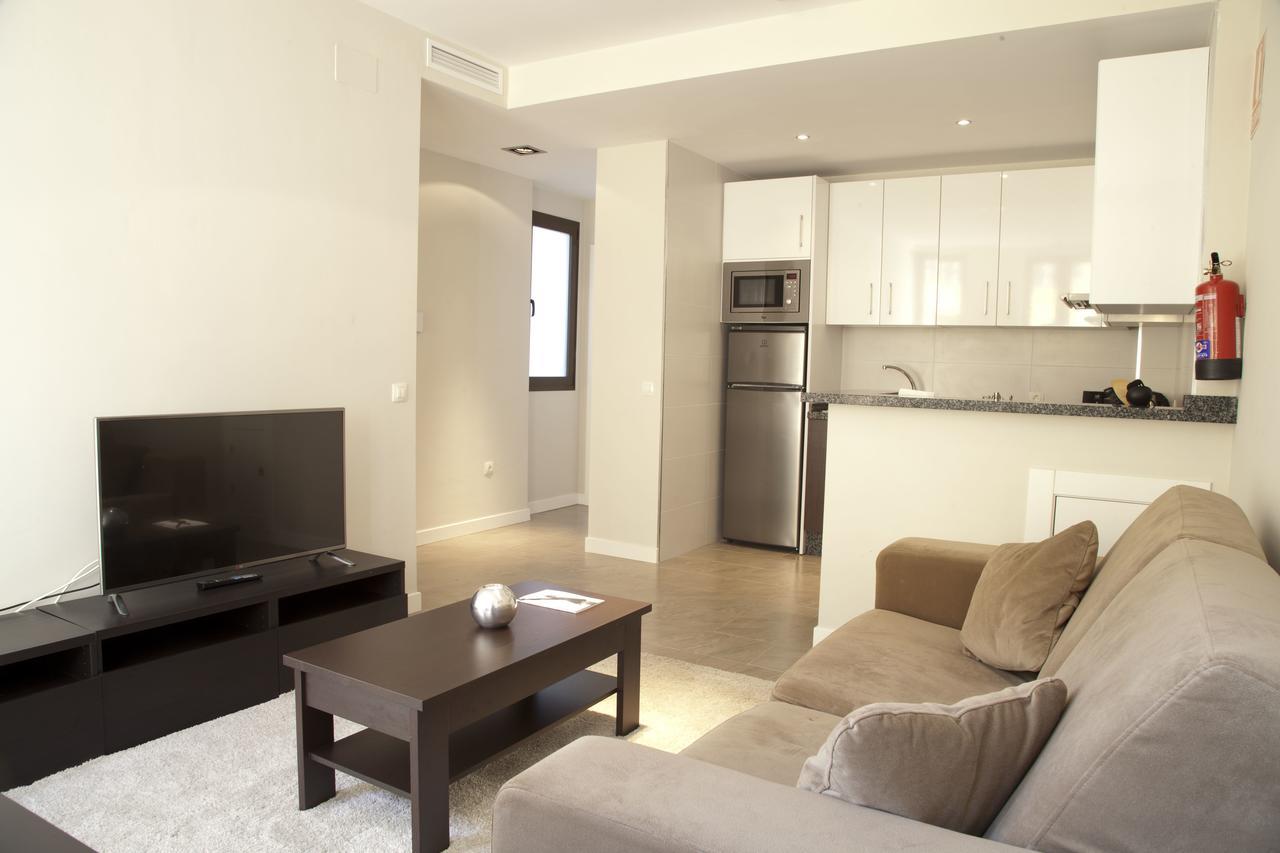 Apartamentos Pinar Malaga Centro المظهر الخارجي الصورة